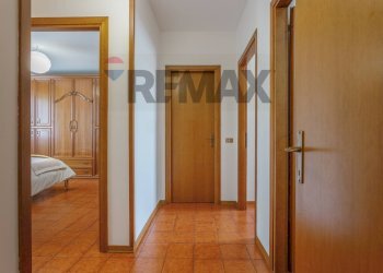 Hall / corridoio - Apartment Sassuolo - photo 11