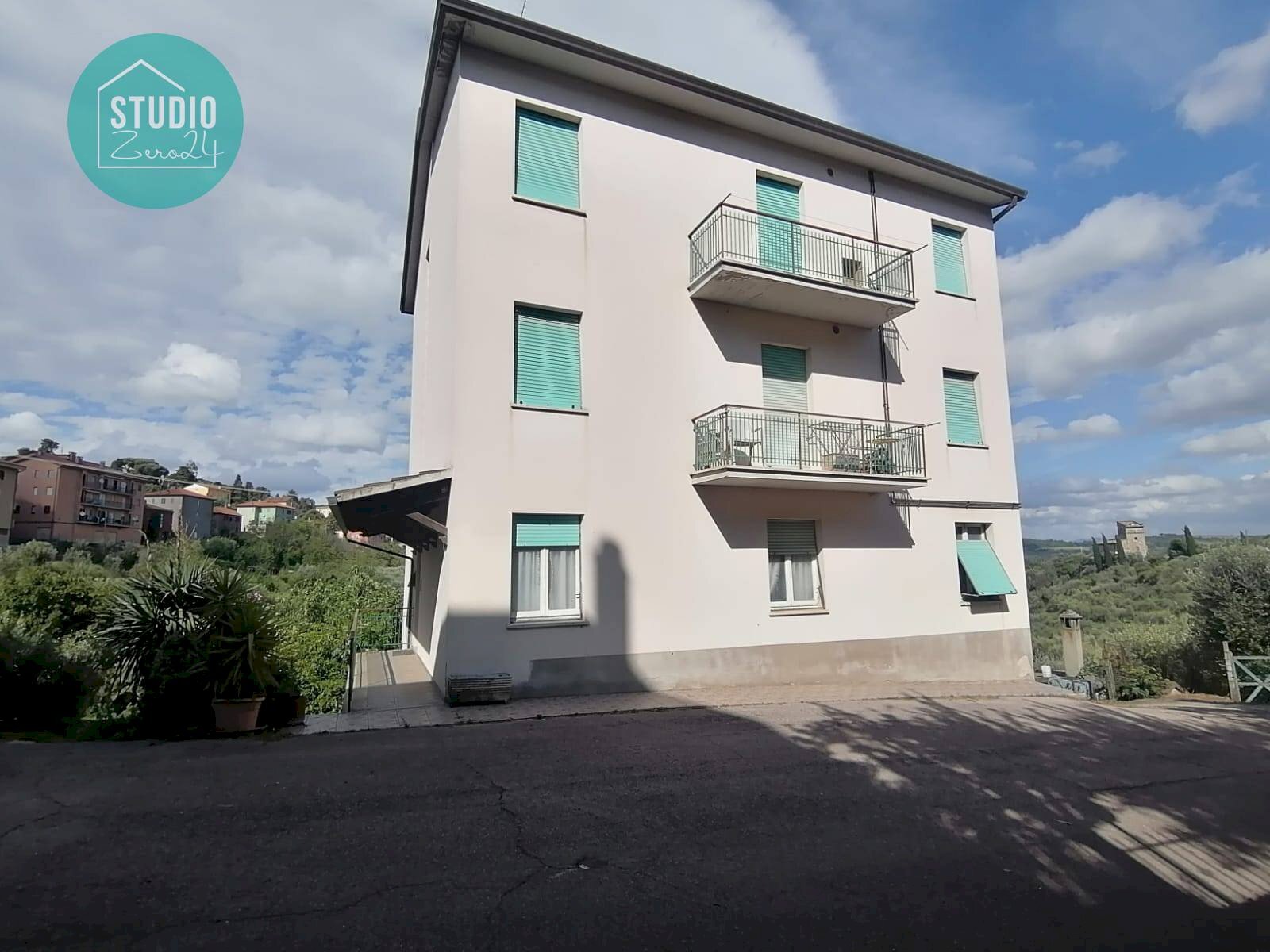 Foto 1 - Quadrilocale dell' acquedotto
 
1, San Venanzo - foto 1