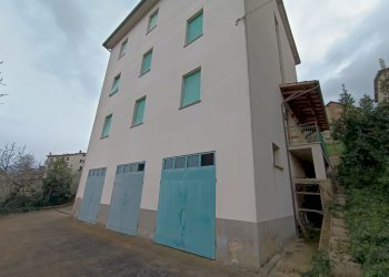 facciata - Quadrilocale dell' acquedotto
 
1, San Venanzo - foto 4