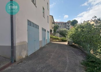 Foto 3 - Quadrilocale dell' acquedotto
 
1, San Venanzo - foto 3