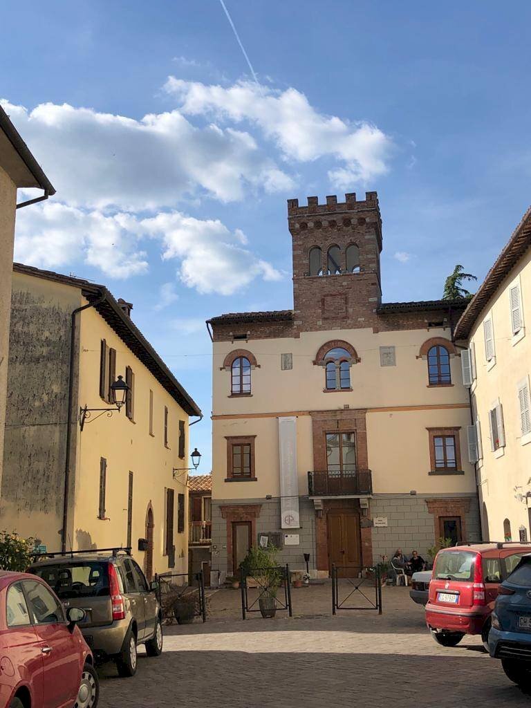 Foto 1 - Bilocale Piazza Roma
 
10, San Venanzo - foto 1