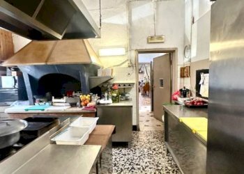 Interno non residenziale - Ristorante via Nazionale, Caino - foto 35