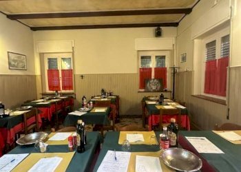 Interno non residenziale - Ristorante via Nazionale, Caino - foto 40
