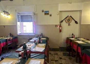 Interno non residenziale - Ristorante via Nazionale, Caino - foto 28