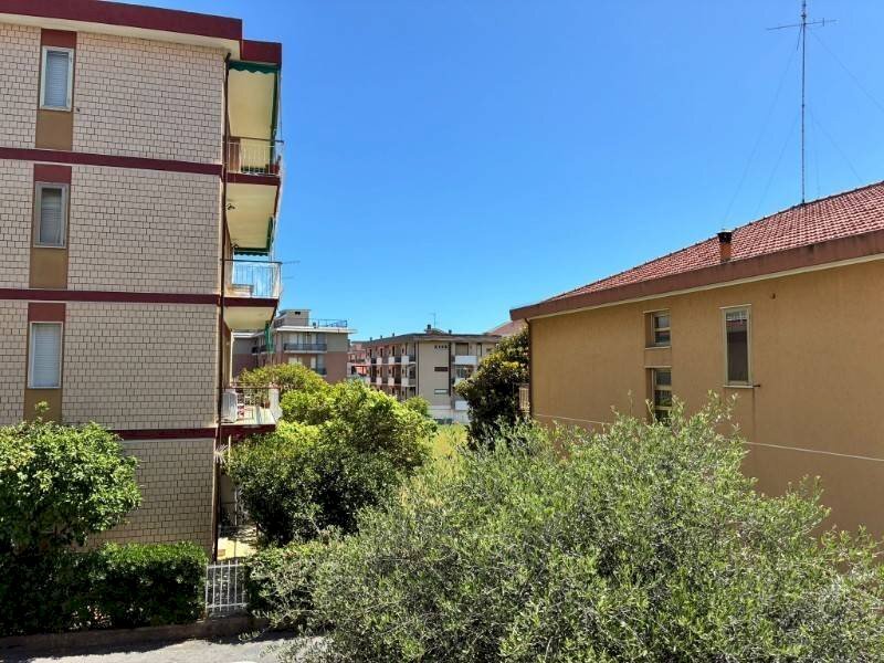 Vista - Three-room apartment via Romana, 95, Ceriale - photo 2