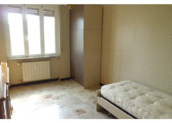 Camera da letto - Three-room apartment via Romana, 95, Ceriale - photo 30
