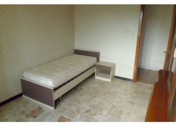 Camera da letto - Three-room apartment via Romana, 95, Ceriale - photo 31