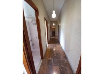Corridoio - Three-room apartment via Romana, 95, Ceriale - photo 5