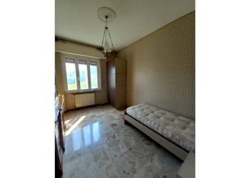 Camera da letto - Three-room apartment via Romana, 95, Ceriale - photo 18