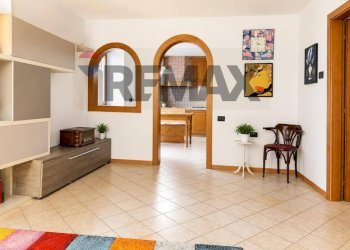 Hall / corridoio - Appartamento Pellizzano - foto 32