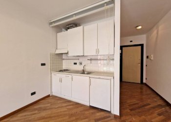Angolo cottura - Monolocale Molo Ponte Morosini, 10, Genova (zona Centro Storico) - foto 4