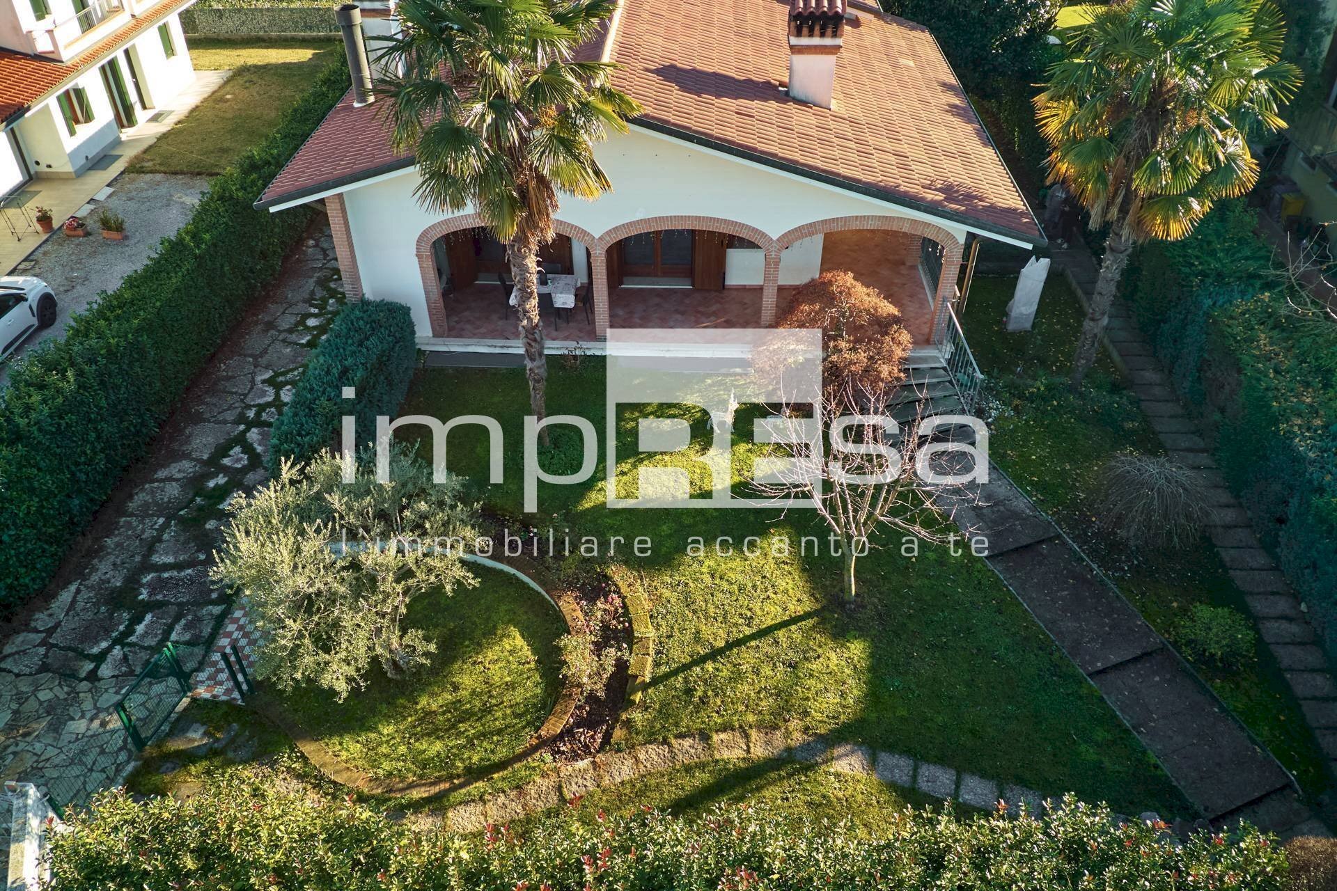 Foto 2 - Villa Via Marmolada
 
1, Povegliano - foto 2