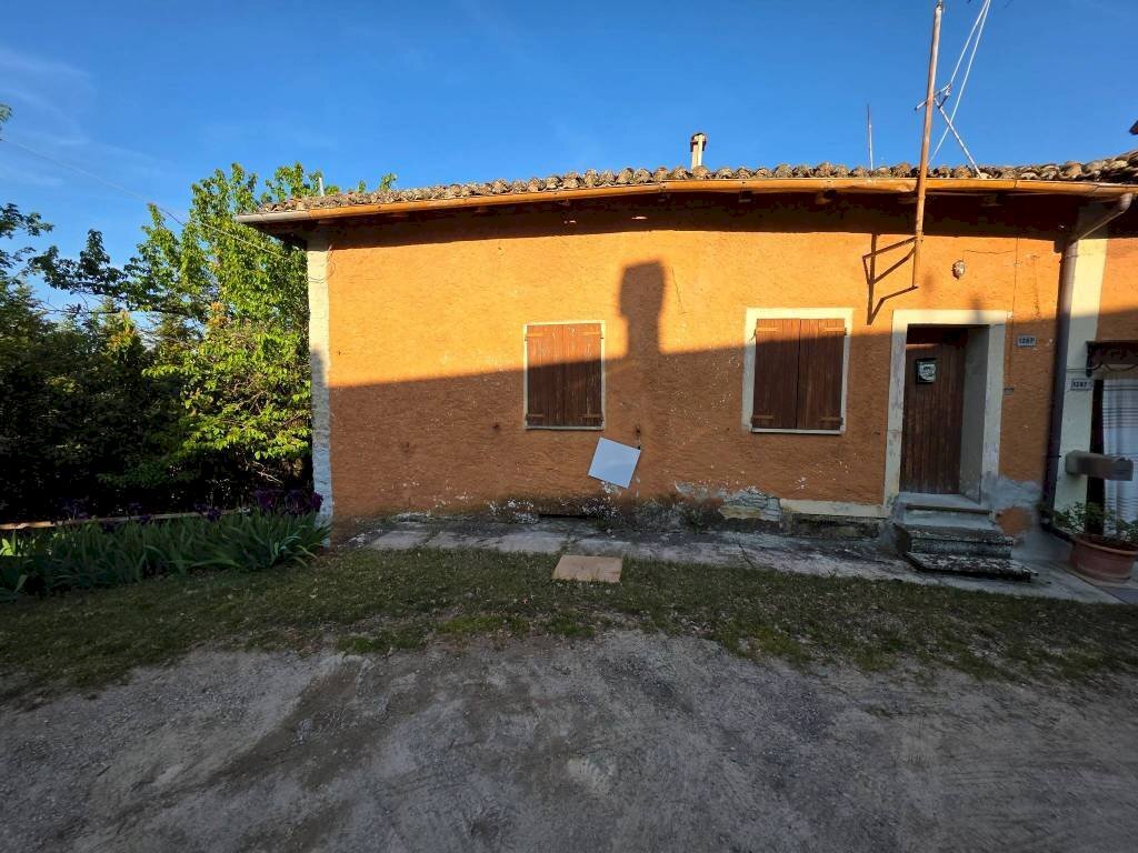 Facciata - Rustic via Malcantone, 1287, Valsamoggia (neighborhood San Damaso) - photo 1
