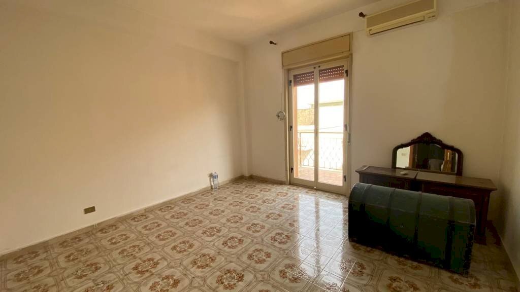 Camera da letto - Four-room apartment corso Italia, Carini - photo 1