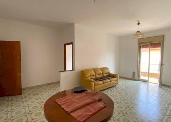 Salone - Four-room apartment corso Italia, Carini - photo 3