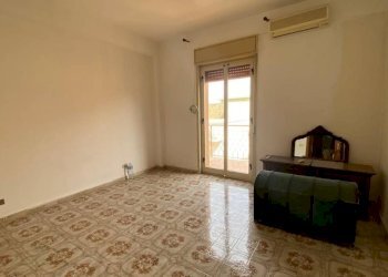 Camera da letto - Four-room apartment corso Italia, Carini - photo 11