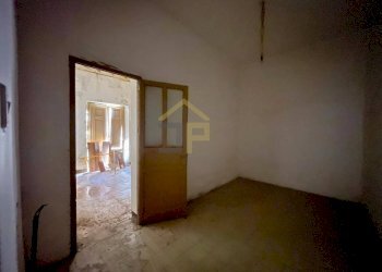 Foto 16 - Casa indipendente Via Manzoni
 
42-44, Castellammare del Golfo - foto 16