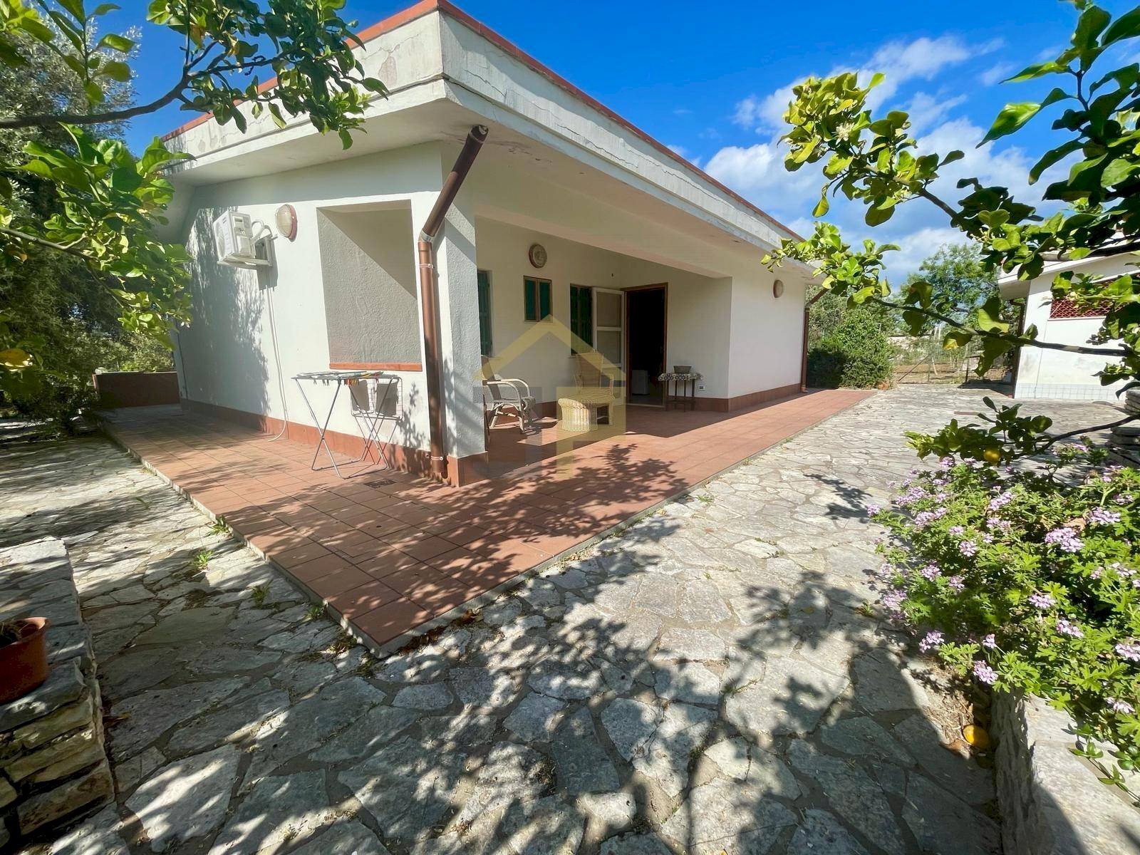 Foto 1 - Villa Barone
 
1, Castellammare del Golfo - foto 1