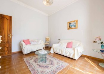 Camera da letto - Trilocale via Rodi, Genova (zona Albaro) - foto 7