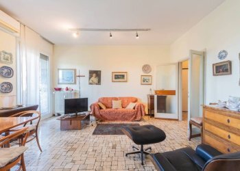 Salone - Four-room apartment viale CASIRAGHI, 40, Sesto San Giovanni - photo 8