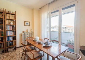 Salone - Four-room apartment viale CASIRAGHI, 40, Sesto San Giovanni - photo 9