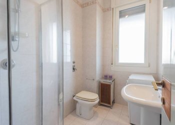 Bagno - Four-room apartment viale CASIRAGHI, 40, Sesto San Giovanni - photo 20