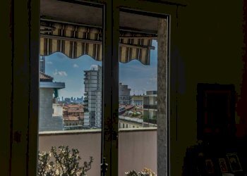 Vista - Four-room apartment viale CASIRAGHI, 40, Sesto San Giovanni - photo 26