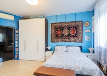 Camera da letto - Two-room apartment via Milanese, 11, Sesto San Giovanni - photo 25