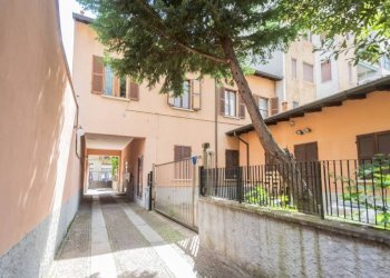 Cortile interno - Trilocale via Luigi Varanini, 10, Milano - foto 29
