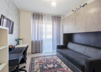 Camera da letto - Three-room apartment via TORINO, 80, Sesto San Giovanni - photo 27