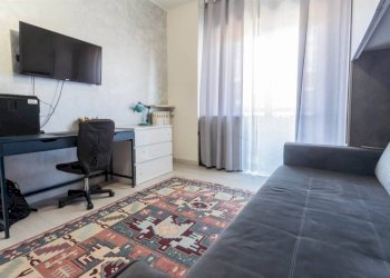 Camera da letto - Three-room apartment via TORINO, 80, Sesto San Giovanni - photo 32