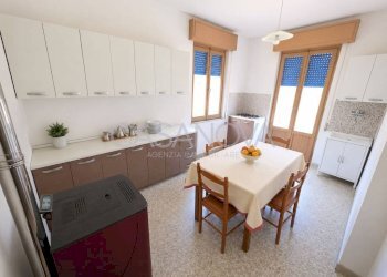 Cucina - Rustico Mosciano Sant'Angelo - foto 11