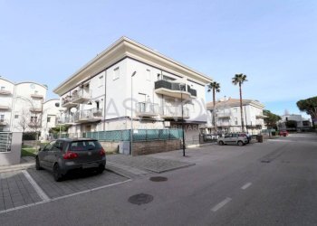 Zona - Three-room apartment Giulianova - photo 22