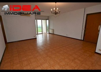 Soggiorno - Appartamento via Viterbo, Modena - foto 4