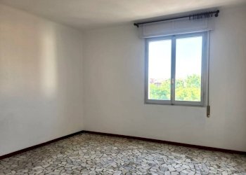 Camera da letto - Four-room apartment Bologna (neighborhood Marconi) - photo 28
