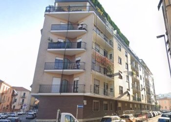 Facciata - Quadrilocale via Pietro Abbà Cornaglia, 6, Alessandria - foto 1