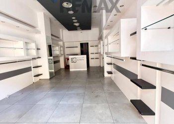 Ricezione / Lobby - Commercial Premises CORSO MAZZINI
 
91, Cosenza - photo 6