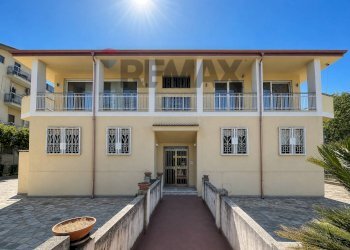 Casa all\'aperto - Apartment Via Modigliani
 
91, Rende - photo 2
