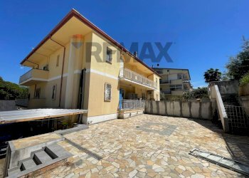 Terrazza - Apartment Via Modigliani
 
91, Rende - photo 16
