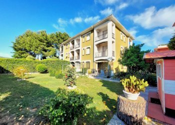 Foto 2 - Trilocale via ardoino
 
178, Diano Marina - foto 2