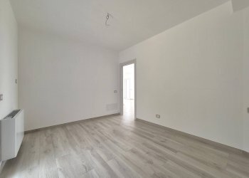 Foto 13 - Three-room apartment Via Antonio Izzi De Falenta
 
14, Catanzaro - photo 13