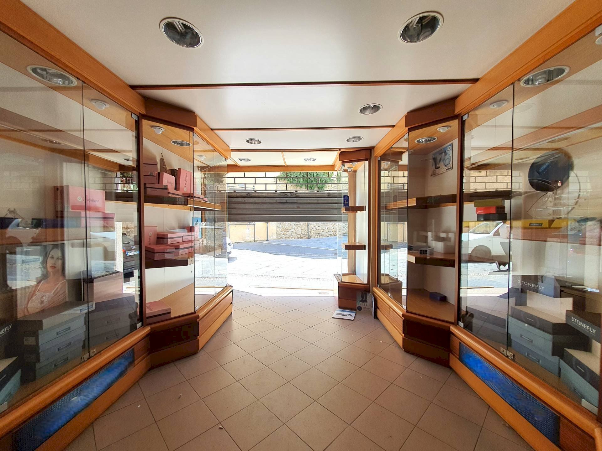 Foto 1 - Shop Corso Giuseppe Mazzini, Catanzaro - photo 1