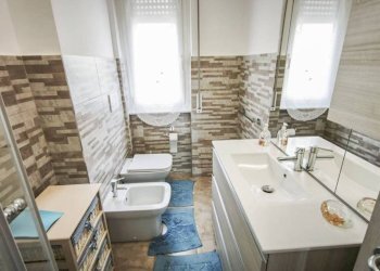 Bagno - Four-room apartment corso Europa, Genova (neighborhood Quarto) - photo 23