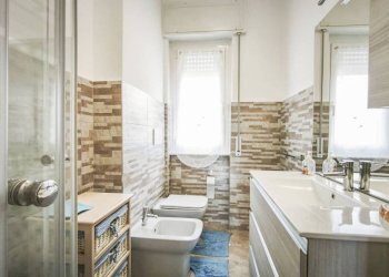Bagno - Four-room apartment corso Europa, Genova (neighborhood Quarto) - photo 24