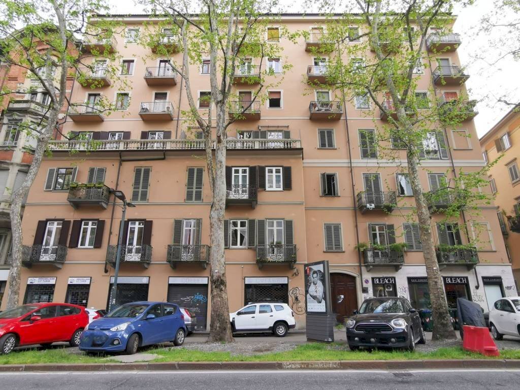Facciata - Trilocale corso Francia, 95, Torino (zona Cit Turin) - foto 2