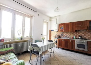 Cucina - Three-room apartment via 24 Maggio, 26, Trofarello - photo 9