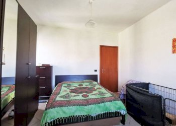 Camera da letto - Three-room apartment via 24 Maggio, 26, Trofarello - photo 23