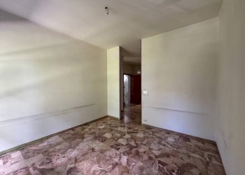 Camera da letto - Appartamento strada degli Inversegni, 8/c, Luserna San Giovanni - foto 13