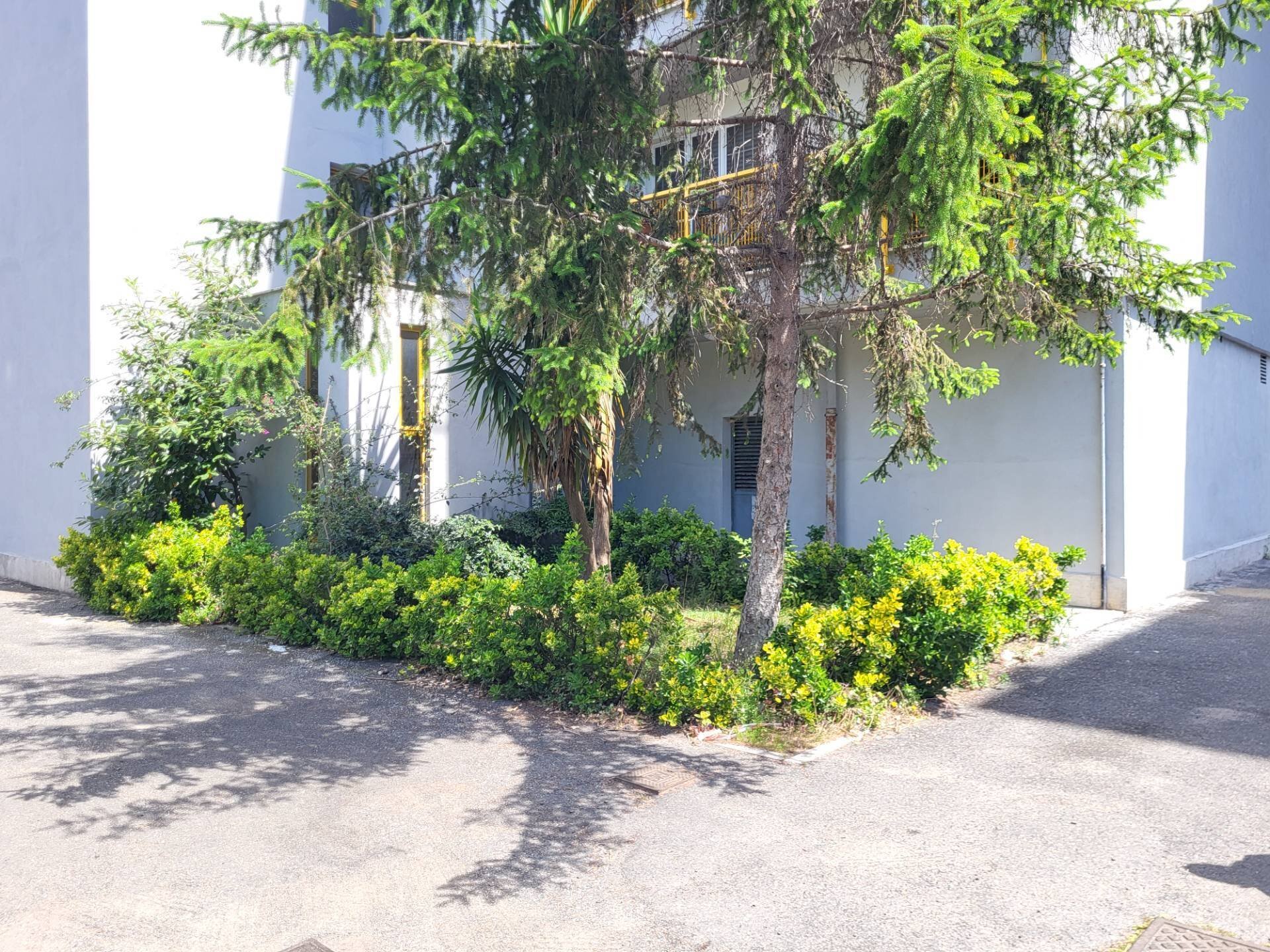 INGRESSO CONDOMINIO - Bilocale Via Umberto Lilloni
 
36, Roma - foto 2