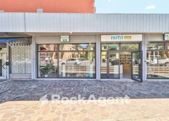 Facciata - Shop via del Triumvirato, 89/A, Bologna (neighborhood Borgo Panigale) - photo 14